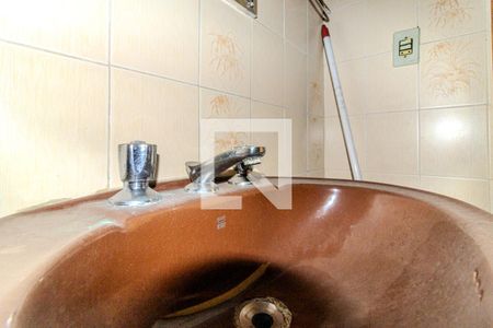 Casa à venda com 210m², 5 quartos e 3 vagasBanheiro da Suíte 1