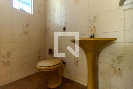 Casa à venda com 210m², 5 quartos e 3 vagasLavabo 2