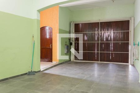 Casa à venda com 160m², 3 quartos e 1 vaga Casa à venda com 160m², 3 quartos e 1 vagaGaragem