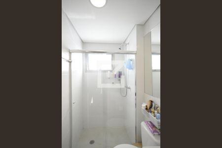 Apartamento para alugar com 70m², 2 quartos e 1 vagaSuíte