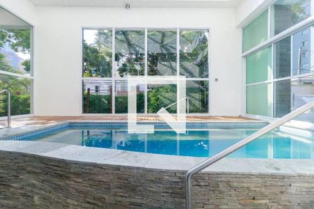 Apartamento à venda com 134m², 3 quartos e 3 vagas Apartamento à venda com 134m², 3 quartos e 3 vagasPiscina Coberta