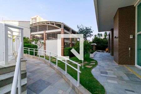 Apartamento à venda com 134m², 3 quartos e 3 vagas Apartamento à venda com 134m², 3 quartos e 3 vagasÁrea Comum