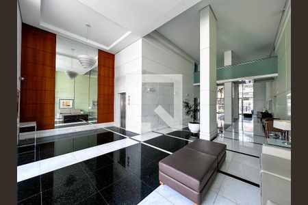 Apartamento à venda com 134m², 3 quartos e 3 vagasHall Social Bloco