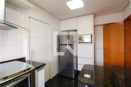 Apartamento à venda com 132m², 4 quartos e 3 vagasCozinha