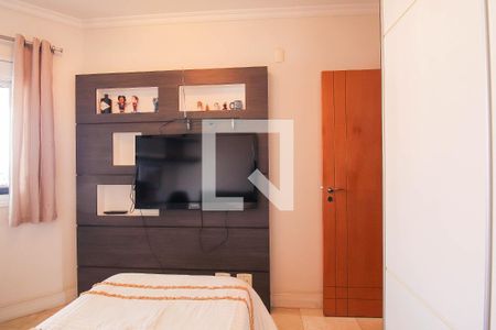 Apartamento à venda com 132m², 4 quartos e 3 vagasQuarto 2