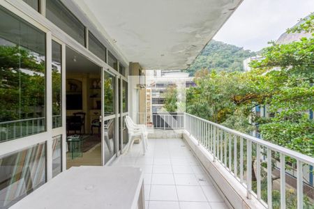 Apartamento à venda com 207m², 4 quartos e 3 vagas