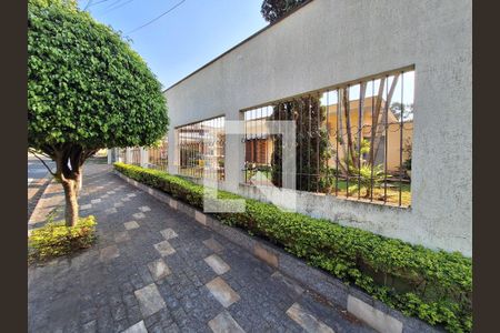 Casa à venda com 500m², 4 quartos e 5 vagasFachada