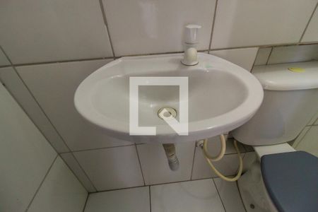 Banheiro da sala/Suíte de casa para alugar com 1 quarto, 60m² em Cidade Líder, São Paulo