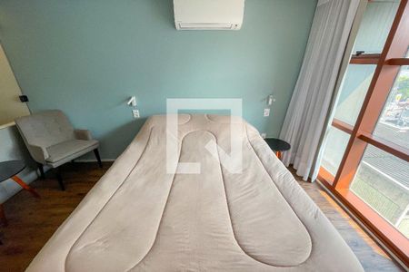 Studio à venda com 54m², 1 quarto e 1 vaga Studio à venda com 54m², 1 quarto e 1 vagaQuarto