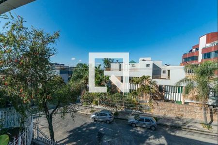 Casa à venda com 384m², 5 quartos e 4 vagas