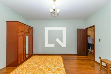 Casa à venda com 384m², 5 quartos e 4 vagas