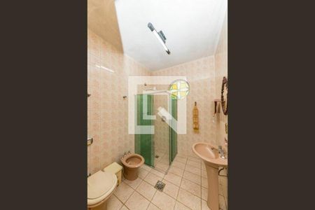 Casa à venda com 384m², 5 quartos e 4 vagas