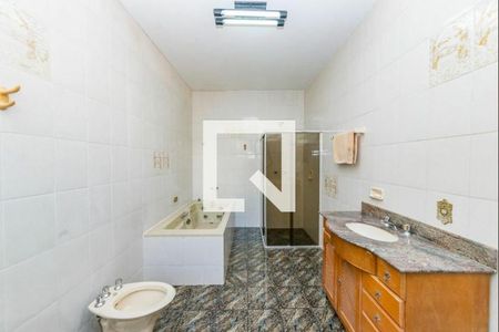 Casa à venda com 384m², 5 quartos e 4 vagas