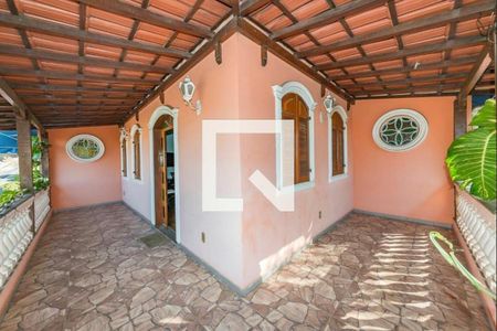 Casa à venda com 384m², 5 quartos e 4 vagas