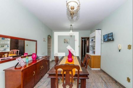 Casa à venda com 384m², 5 quartos e 4 vagas