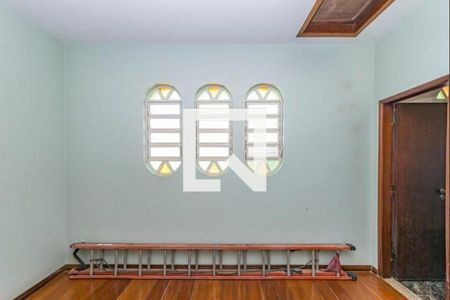 Casa à venda com 384m², 5 quartos e 4 vagas