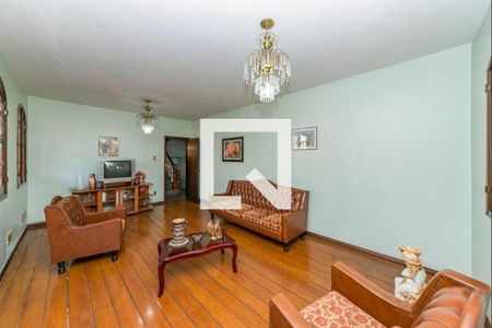 Casa à venda com 384m², 5 quartos e 4 vagas