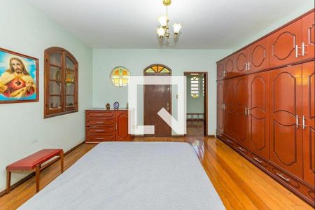 Casa à venda com 384m², 5 quartos e 4 vagas