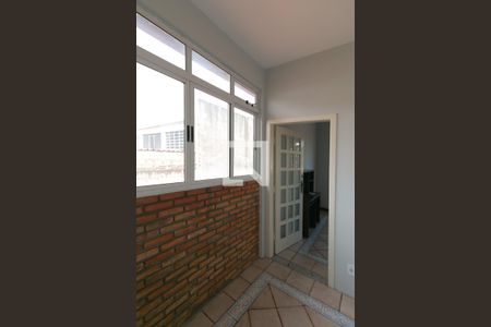 Casa à venda com 200m², 5 quartos e 6 vagas Casa à venda com 200m², 5 quartos e 6 vagasVaranda do Quarto 2