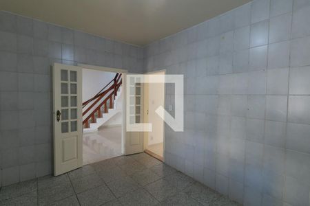 Casa à venda com 200m², 5 quartos e 6 vagas Casa à venda com 200m², 5 quartos e 6 vagasCozinha