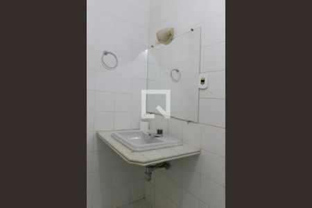 Casa à venda com 200m², 5 quartos e 6 vagas Casa à venda com 200m², 5 quartos e 6 vagasBanheiro da Suíte 1