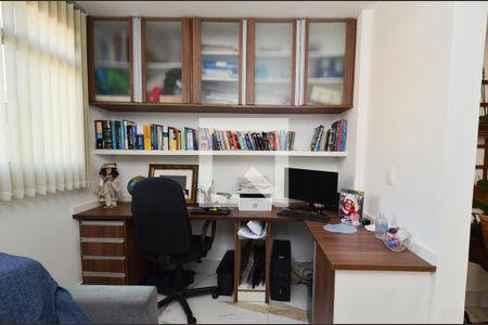 Escritorio de apartamento à venda com 3 quartos, 265m² em Sion, Belo Horizonte