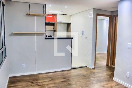 Sala de apartamento para alugar com 2 quartos, 45m² em Vila Izabel, Guarulhos