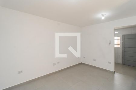 Sala de casa para alugar com 1 quarto, 38m² em Vila Paulistania, São Paulo