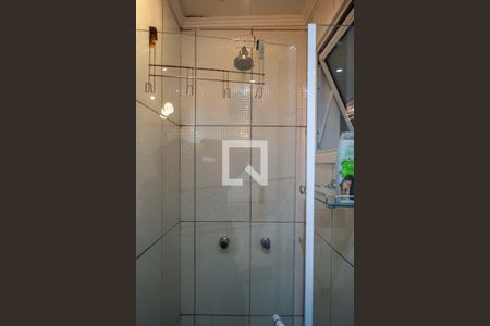 Casa à venda com 166m², 3 quartos e 2 vagas Casa à venda com 166m², 3 quartos e 2 vagasBanheiro 1