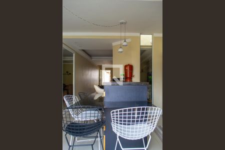 Casa à venda com 166m², 3 quartos e 2 vagas Casa à venda com 166m², 3 quartos e 2 vagasCozinha