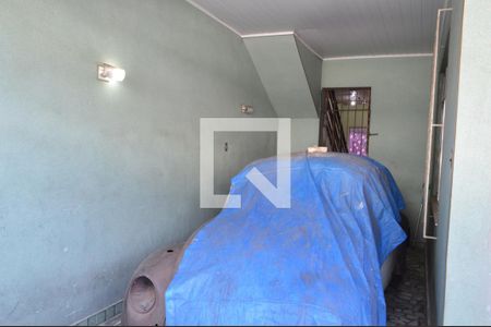 Casa de condomínio à venda com 200m², 4 quartos e 1 vagaGaragem
