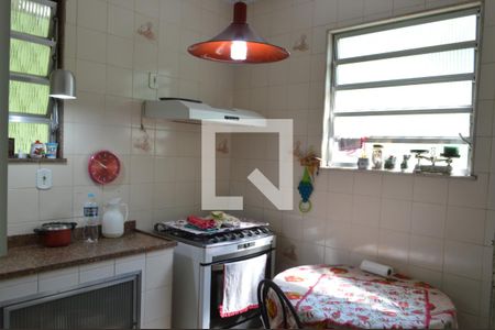 Casa de condomínio à venda com 200m², 4 quartos e 1 vagaCozinha