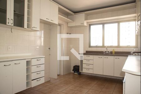 Apartamento à venda com 107m², 3 quartos e 3 vagas Apartamento à venda com 107m², 3 quartos e 3 vagasCozinha