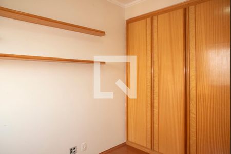 Apartamento à venda com 107m², 3 quartos e 3 vagas Apartamento à venda com 107m², 3 quartos e 3 vagasQuarto 1