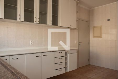 Apartamento à venda com 107m², 3 quartos e 3 vagas Apartamento à venda com 107m², 3 quartos e 3 vagasCozinha