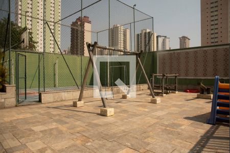 Apartamento à venda com 107m², 3 quartos e 3 vagas Apartamento à venda com 107m², 3 quartos e 3 vagasÁrea comum - Playground