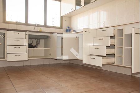 Apartamento à venda com 107m², 3 quartos e 3 vagas Apartamento à venda com 107m², 3 quartos e 3 vagasCozinha