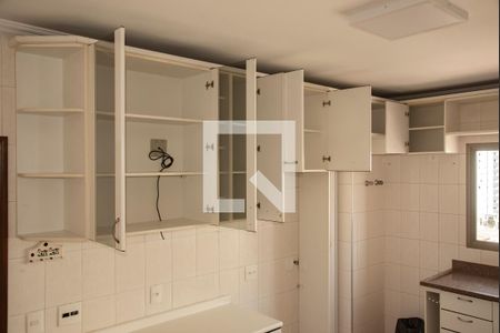 Apartamento à venda com 107m², 3 quartos e 3 vagas Apartamento à venda com 107m², 3 quartos e 3 vagasCozinha