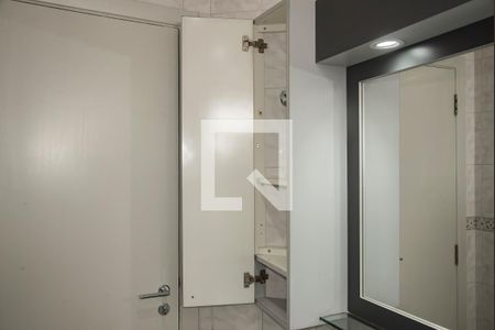 Apartamento à venda com 107m², 3 quartos e 3 vagas Apartamento à venda com 107m², 3 quartos e 3 vagasBanheiro