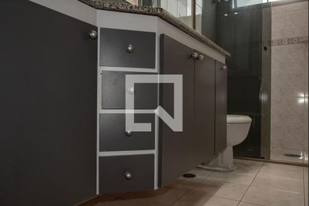 Apartamento à venda com 107m², 3 quartos e 3 vagas Apartamento à venda com 107m², 3 quartos e 3 vagasBanheiro