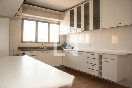 Apartamento à venda com 107m², 3 quartos e 3 vagas Apartamento à venda com 107m², 3 quartos e 3 vagasCozinha