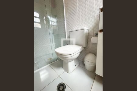 Casa à venda com 131m², 3 quartos e 2 vagas Casa à venda com 131m², 3 quartos e 2 vagasBanheiro 3