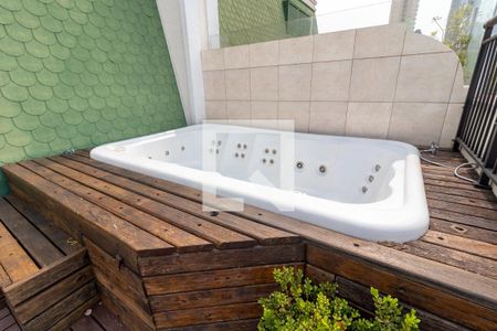 Apartamento à venda com 205m², 3 quartos e 2 vagasÁrea de Lazer Externa - Hidromassagem