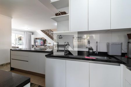 Apartamento à venda com 205m², 3 quartos e 2 vagasCozinha