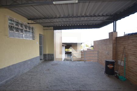 Casa à venda com 420m², 4 quartos e 1 vagaQuintal
