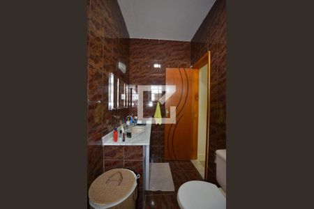 Casa à venda com 420m², 4 quartos e 1 vagaBanheiro Social 1