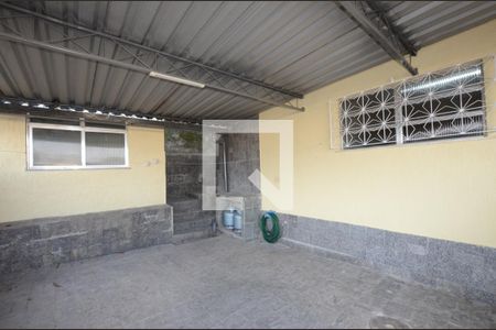 Casa à venda com 420m², 4 quartos e 1 vagaQuintal