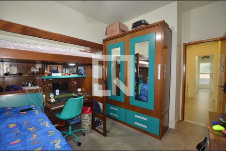 Casa à venda com 420m², 4 quartos e 1 vagaQuarto 4