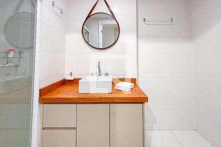 Banheiro de kitnet/studio à venda com 1 quarto, 27m² em Sumarezinho, São Paulo