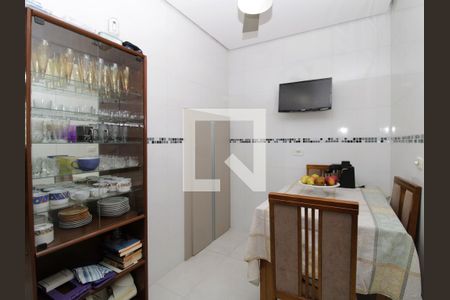 Casa de condomínio à venda com 102m², 3 quartos e 2 vagasCozinha